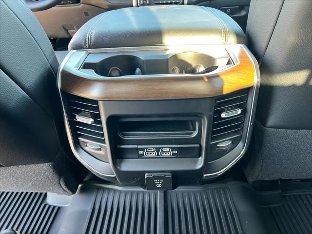 2024 Ram 3500 Laramie Crew Cab 4x4 8' Box