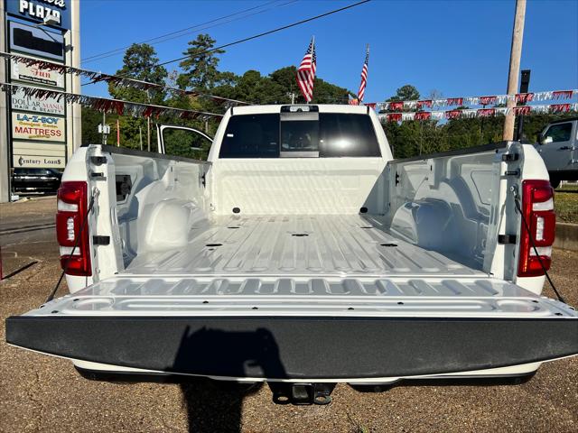 2024 Ram 3500 Laramie Crew Cab 4x4 8' Box