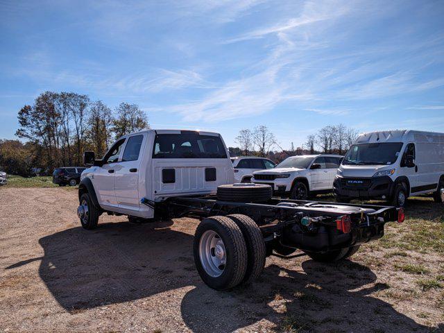 2024 RAM Ram 5500 Chassis Cab RAM 5500 TRADESMAN CHASSIS CREW CAB 4X4 84 CA