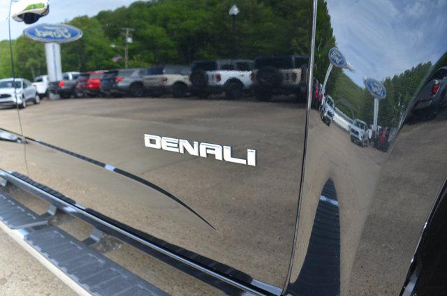 2020 GMC Canyon 4WD Crew Cab Long Box Denali