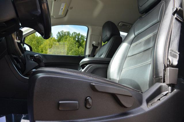 2020 GMC Canyon 4WD Crew Cab Long Box Denali