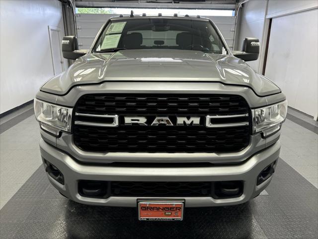 2023 RAM 3500 Big Horn Crew Cab 4x4 8 Box