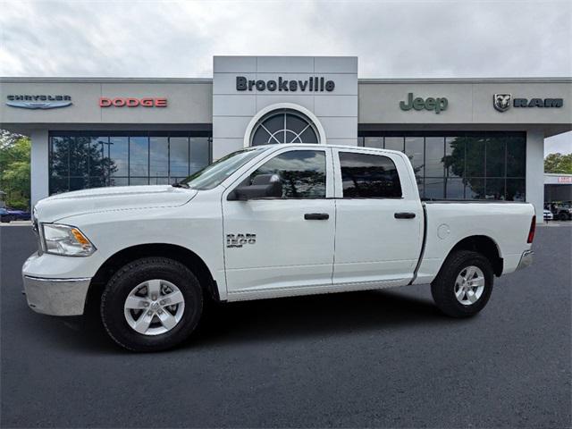 2022 RAM 1500 Classic Tradesman Crew Cab 4x4 57 Box