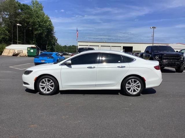 2017 Chrysler 200 Limited Platinum