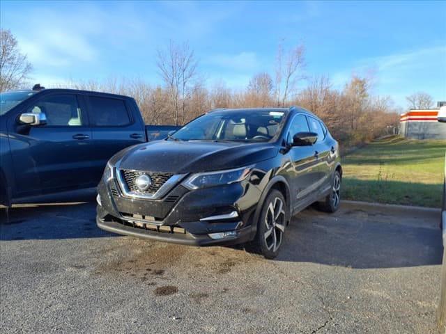 2022 Nissan Rogue Sport SL FWD Xtronic CVT