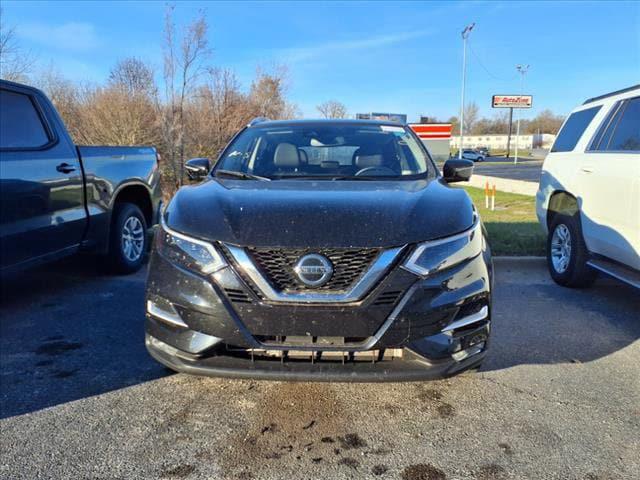 2022 Nissan Rogue Sport SL FWD Xtronic CVT