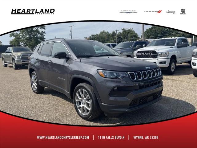 2024 Jeep Compass COMPASS LATITUDE LUX 4X4