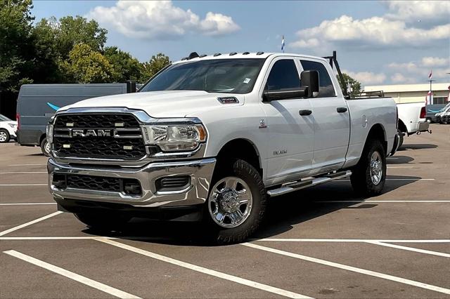 2021 RAM 3500 Tradesman Crew Cab 4x4 64 Box