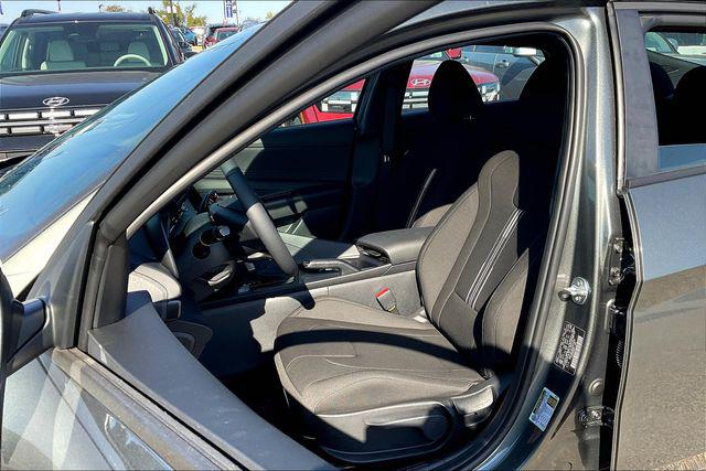 New 2025 Hyundai Elantra For Sale in Olive Branch, MS