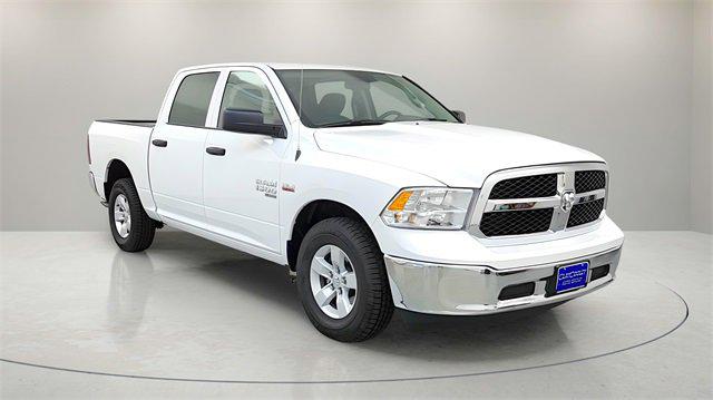 2024 RAM Ram 1500 Classic RAM 1500 CLASSIC TRADESMAN CREW CAB 4X4 57 BOX