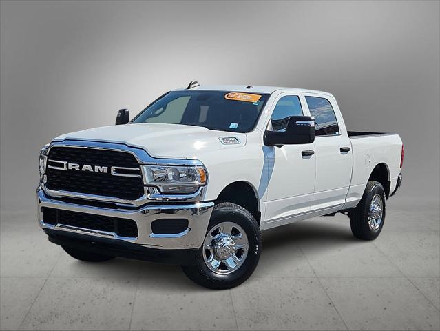 2023 RAM 2500 Tradesman Crew Cab 4x4 64 Box