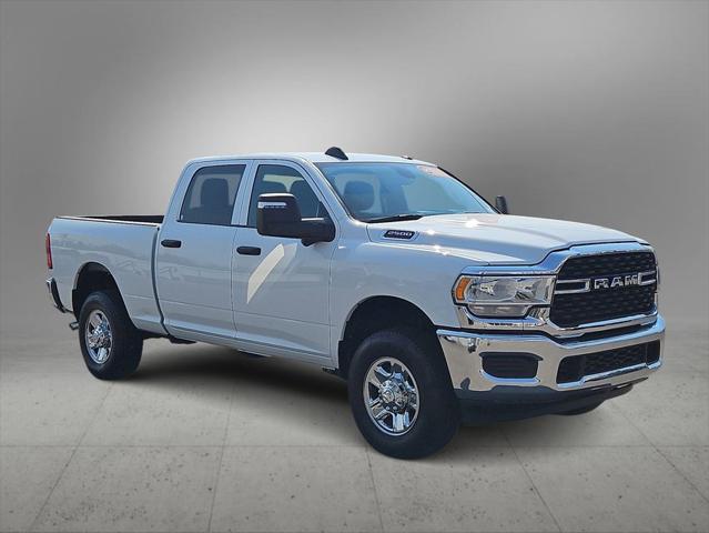 2023 RAM 2500 Tradesman Crew Cab 4x4 64 Box