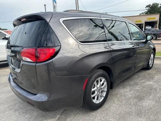 2021 Chrysler Voyager LXI