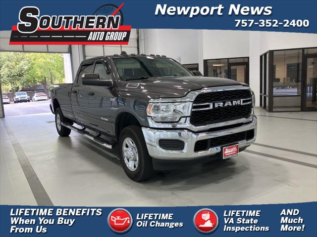 2020 RAM 2500 Tradesman Crew Cab 4X4 8 Box