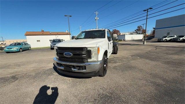 2017 Ford F-350 Chassis XLT 2017 Ford F-350 Chassis XLT