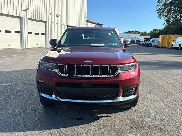 2021 Jeep Grand Cherokee L Laredo 4x4