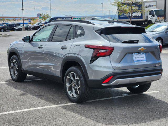2025 Chevrolet Trax FWD LT