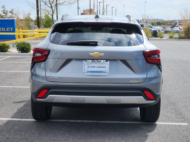 2025 Chevrolet Trax FWD LT