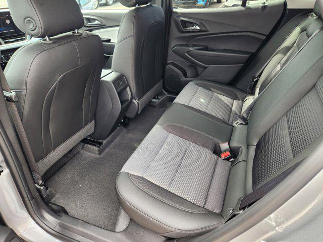 2025 Chevrolet Trax FWD LT