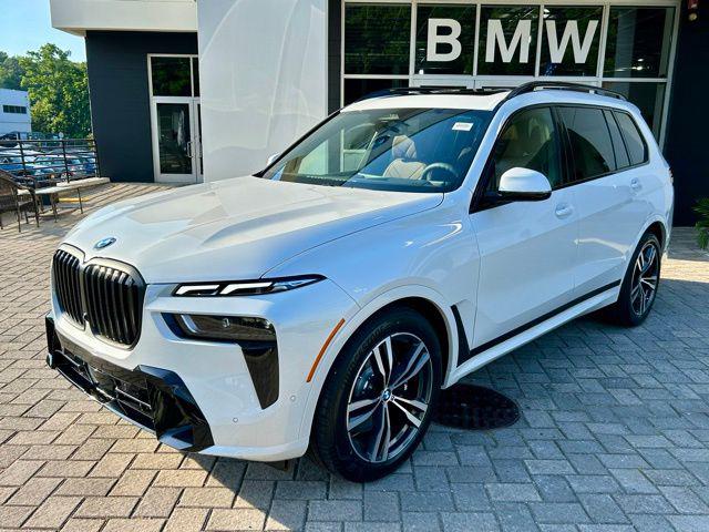 2025 BMW X7