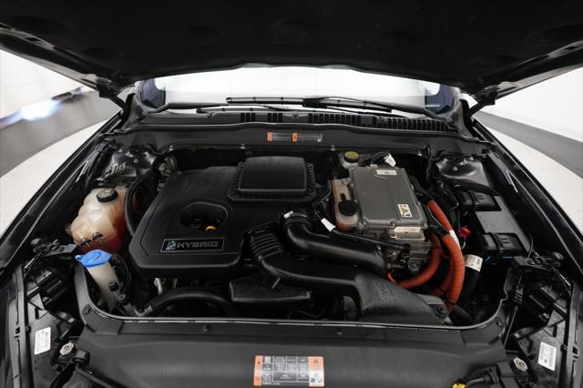 2016 Ford Fusion Hybrid SE