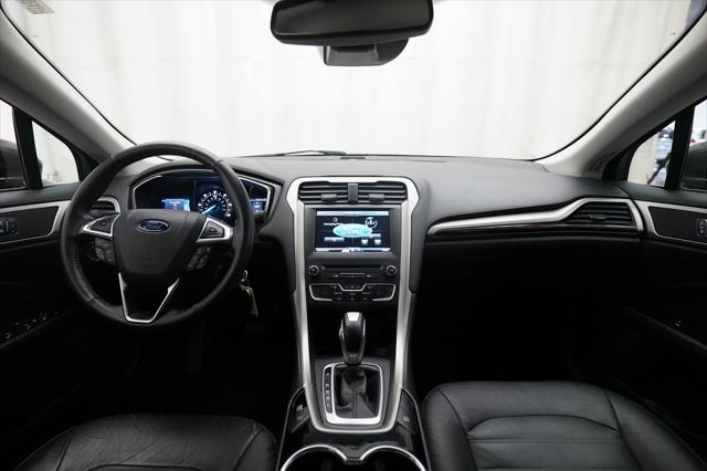 2016 Ford Fusion Hybrid SE