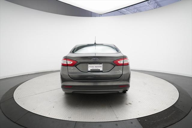 2016 Ford Fusion Hybrid SE