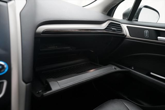 2016 Ford Fusion Hybrid SE