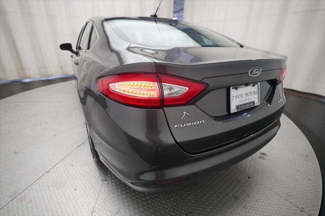 2016 Ford Fusion Hybrid SE