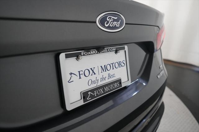 2016 Ford Fusion Hybrid SE