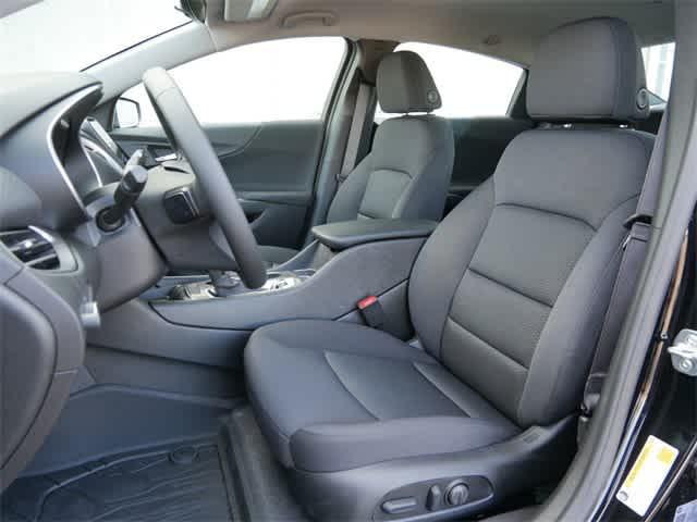 2025 Chevrolet Malibu FWD RS