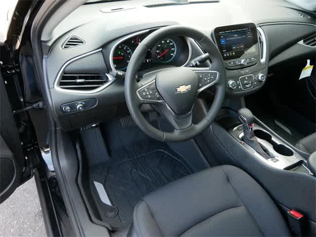 2025 Chevrolet Malibu FWD RS
