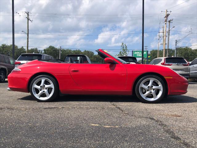 2003 Porsche 911 Carrera 4