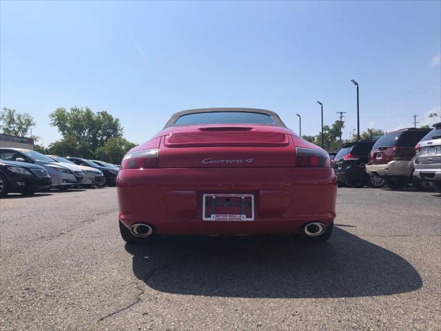 2003 Porsche 911 Carrera 4