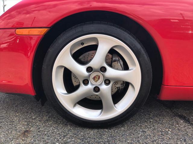 2003 Porsche 911 Carrera 4
