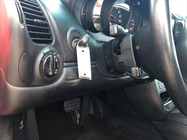 2003 Porsche 911 Carrera 4