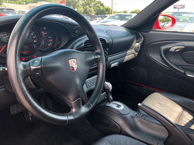 2003 Porsche 911 Carrera 4