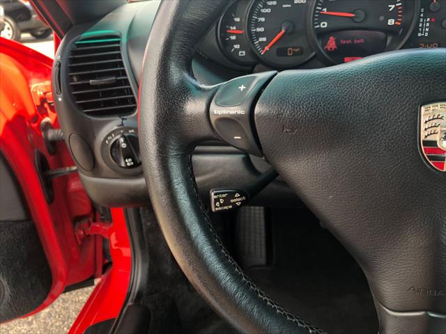 2003 Porsche 911 Carrera 4