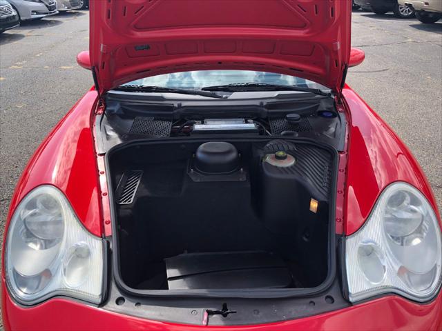 2003 Porsche 911 Carrera 4