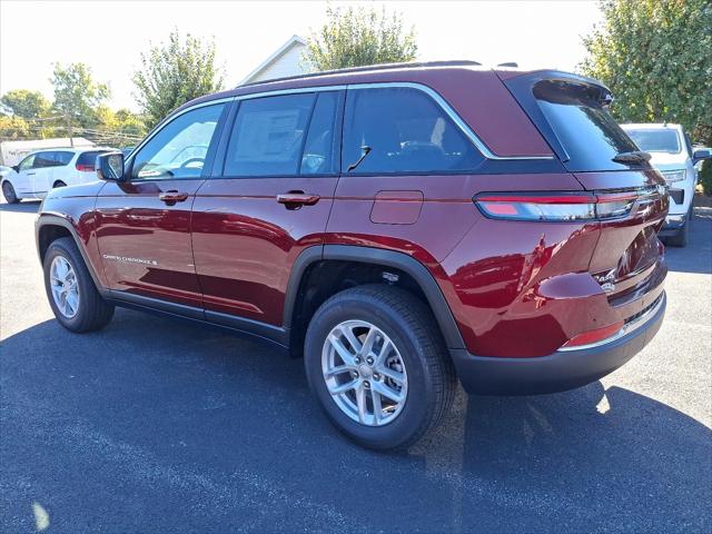 2025 Jeep Grand Cherokee GRAND CHEROKEE LAREDO X 4X4