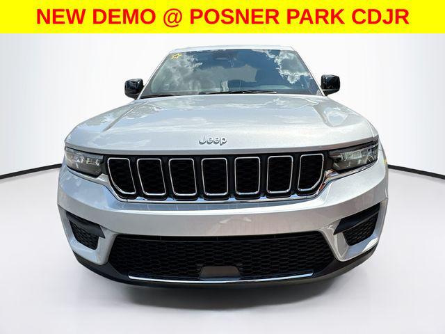 2025 Jeep Grand Cherokee GRAND CHEROKEE LAREDO 4X2