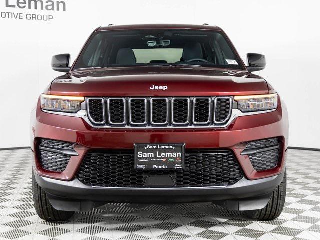 2025 Jeep Grand Cherokee GRAND CHEROKEE LAREDO X 4X4