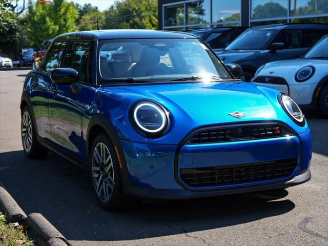 2025 MINI Hardtop 4 Door