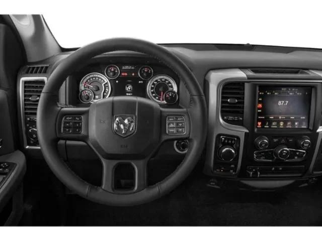2020 RAM 1500 Classic SLT Crew Cab 4x4 64 Box