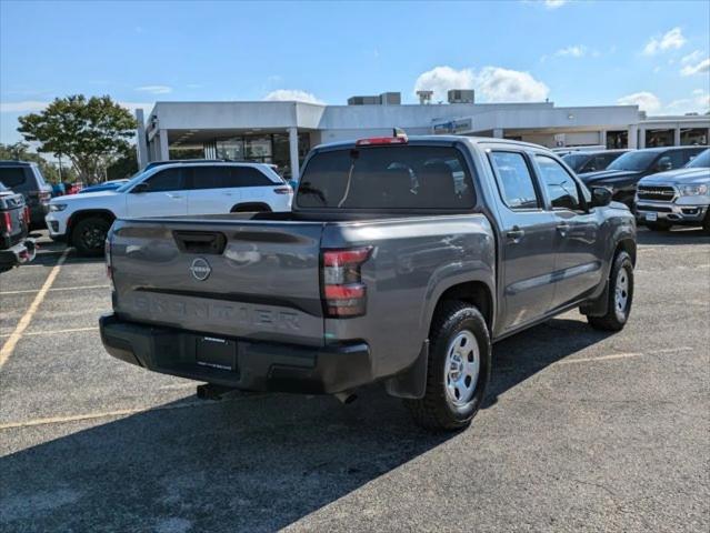 2022 Nissan Frontier Crew Cab S 4x2