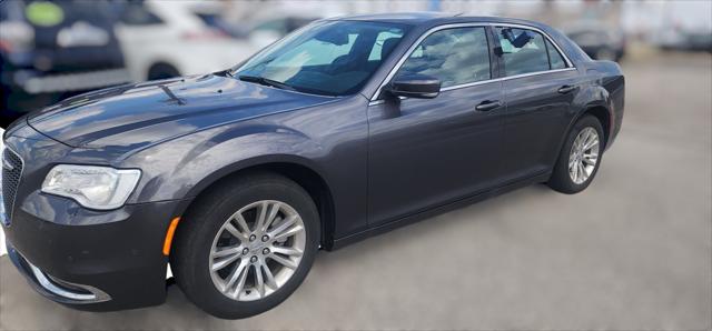 2021 Chrysler 300 Touring L