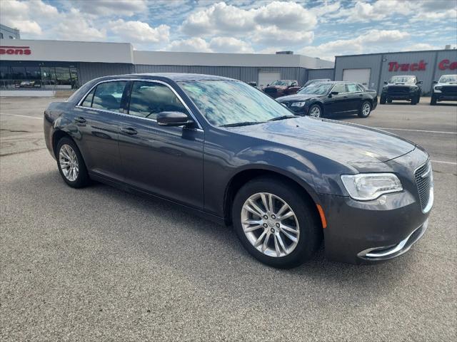 2021 Chrysler 300 Touring L