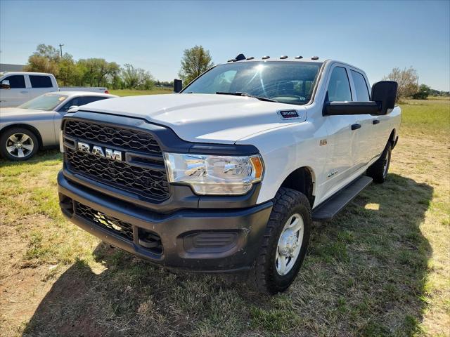 2020 RAM 3500 Tradesman Crew Cab 4x4 8 Box