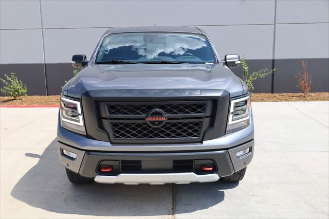 2022 Nissan TITAN Crew Cab PRO-4X 4x4