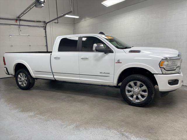 2020 RAM 3500 Limited Crew Cab 4x4 8 Box